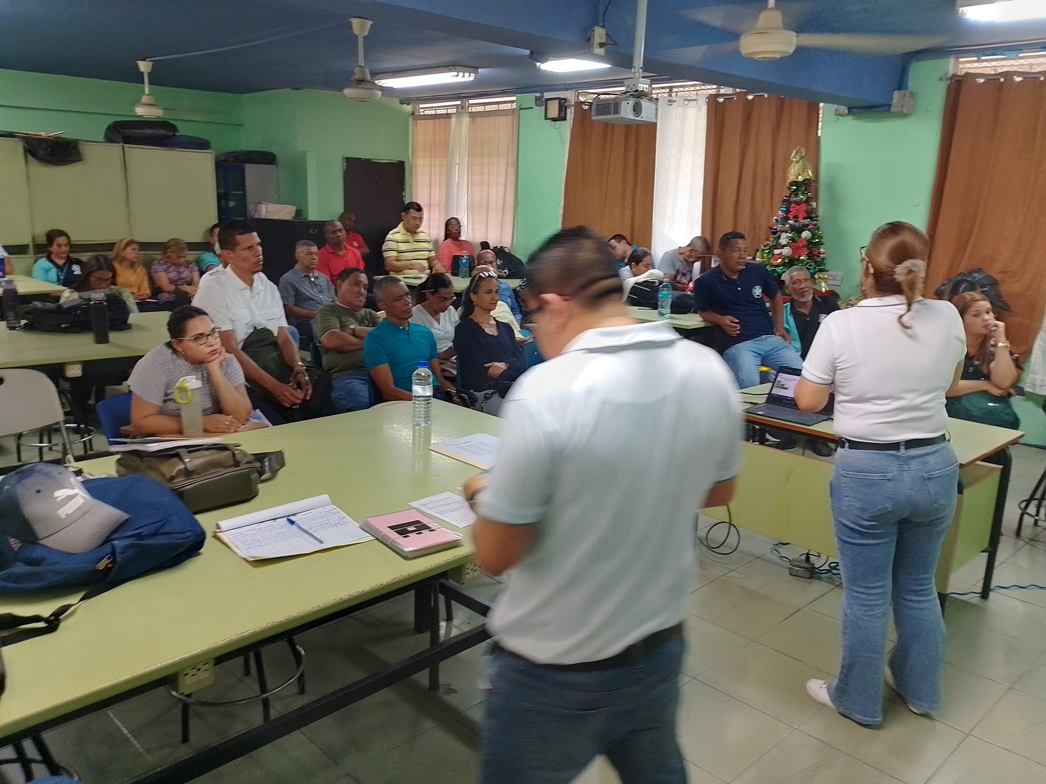 Conversatorio: Hacia dónde va la investigación en ciencia, tecnología e Innovación en Panamá